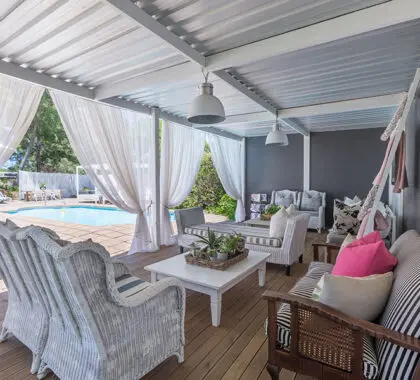 LairdsLodgeCountryEstado-Piscina-Bebidas