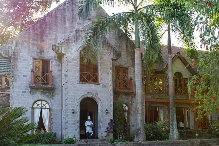 LakeDulutiSerenaHotel-Exterior-ArialView