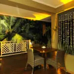 Veranda privada de su Villa Garn en Le-Domaine de L'Orangeraie.