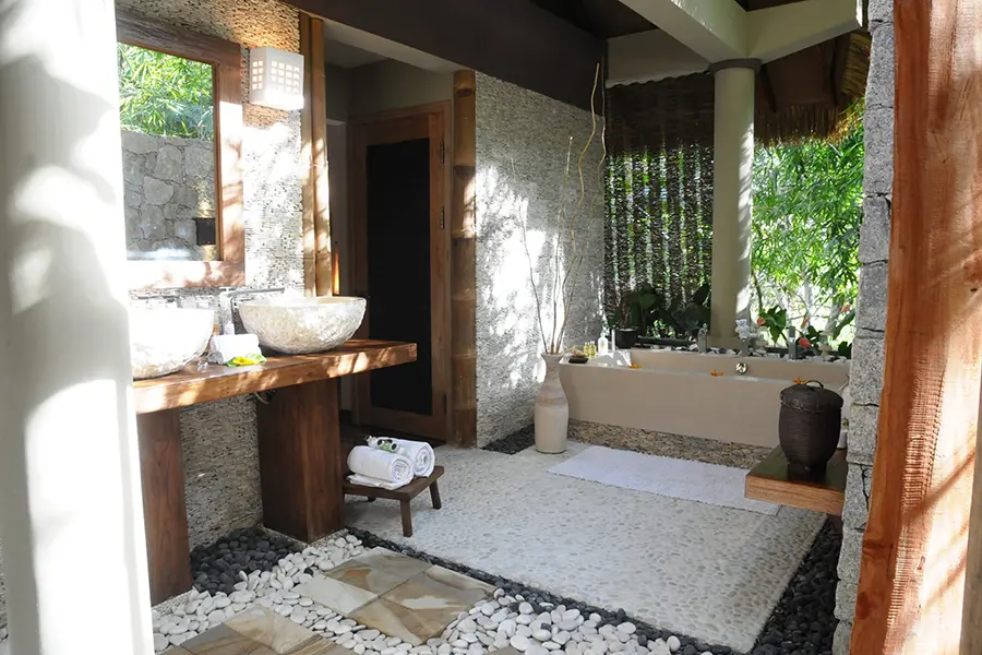 le-domaine-del-orangeraie-seychelles-villa-de-charme-baño-exterior1