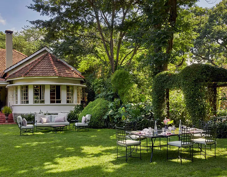 Dine in the garden.