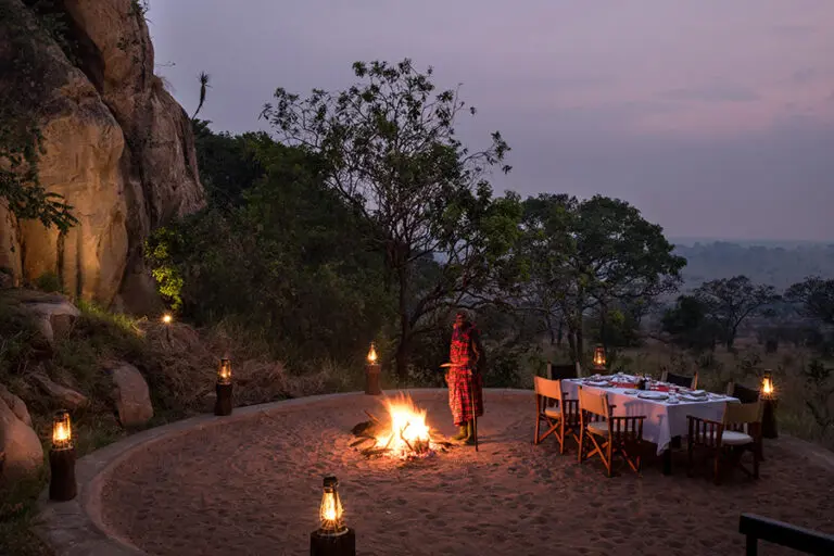 lemala-kuria-hills-outside_meals_1