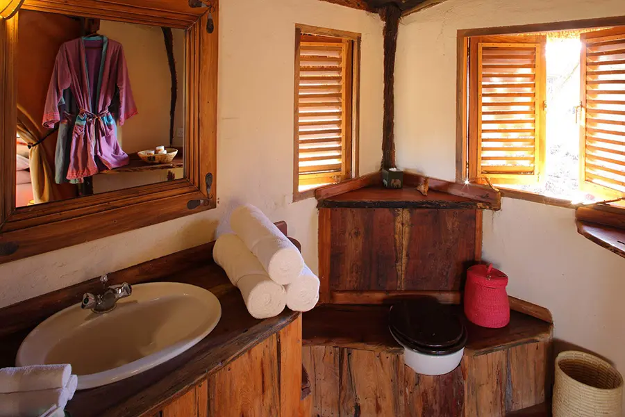 lewa-safari-camp-bathroom-2