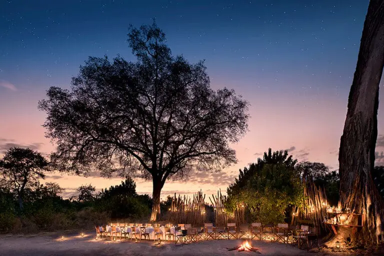 LinyantiBushCampamento-Comedor-BomaCampamentoFuego