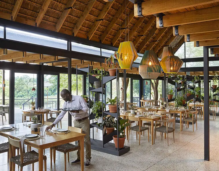 El comedor interior.