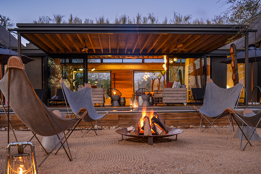 Campfire at Lion Sands Ivory Lodge in the Kruger, South Africa | Go2Africa