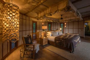LittleMombo-UplevelBedroom-ArialVer