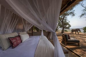 LittleRuckomechi-UpperLevelBedroom-LuxuryRoom