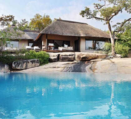 LondoloziPrivateGraniteSuites-Piscina-Tardes