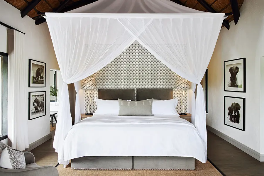 LondoloziPrivateGraniteSuites-UpperLevelBedroom-StandardHabitación