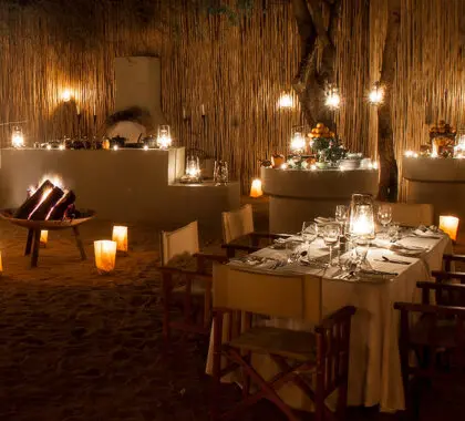 LondoloziTreeCamp-Dining-BomaCampFuego