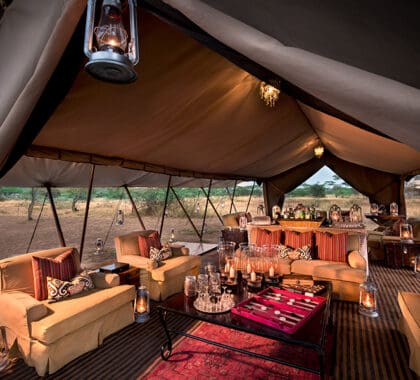 Lounge-tent-andBeyond-Serengeti-Under-Canvas