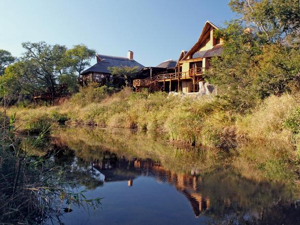 Because the lodge is so near to water, you can enjoy some really great birdlife close to camp.
