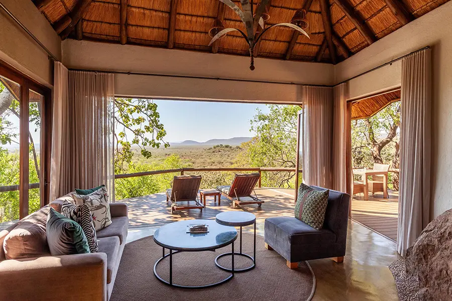 madikwe-hills-private-game-lodge-madikwe-hills-mvr-accommodation-room-7-01