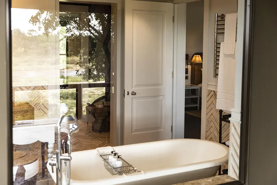 mala-mala-rattrays-suite-bathroom