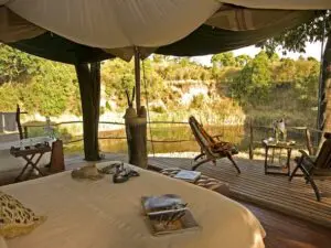 The spacious and well designed bedroom gives the visitors a feeling of being close to nature