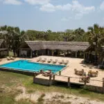 Maramboi Tented Lodge's expansive pool and dining deck.