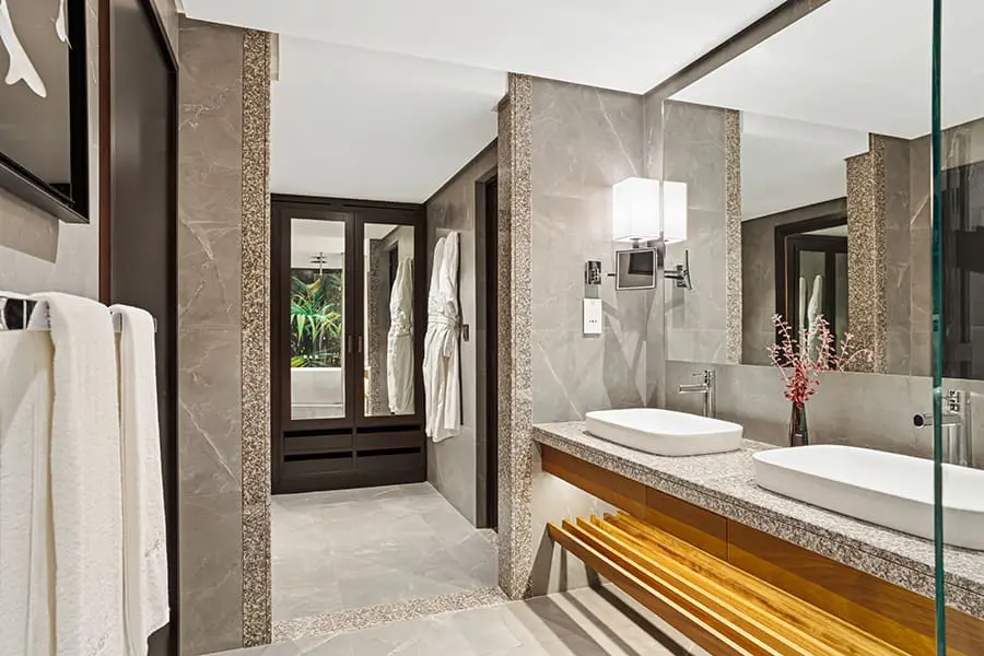 masonstravel_kempinski_bathroom