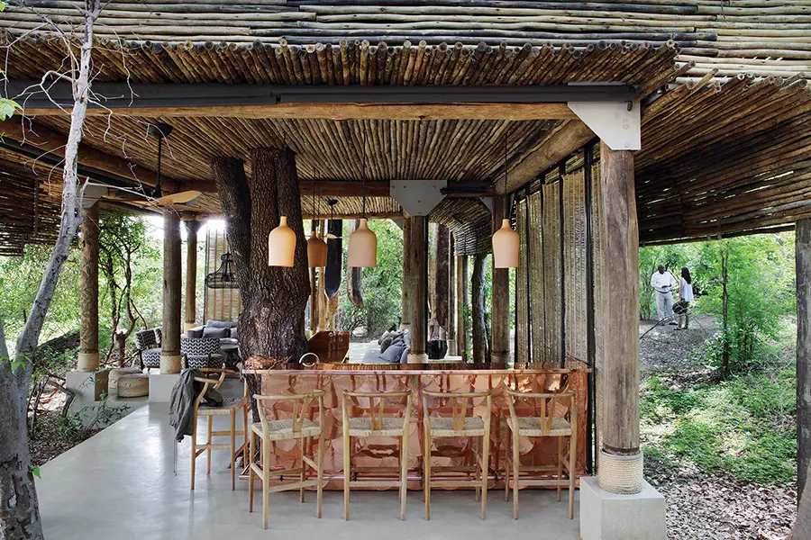 The Copper Bar at Matetsi is stocked for your poolside cocktails, sundowners, dinner wine pairings and fireside aperitifs. 