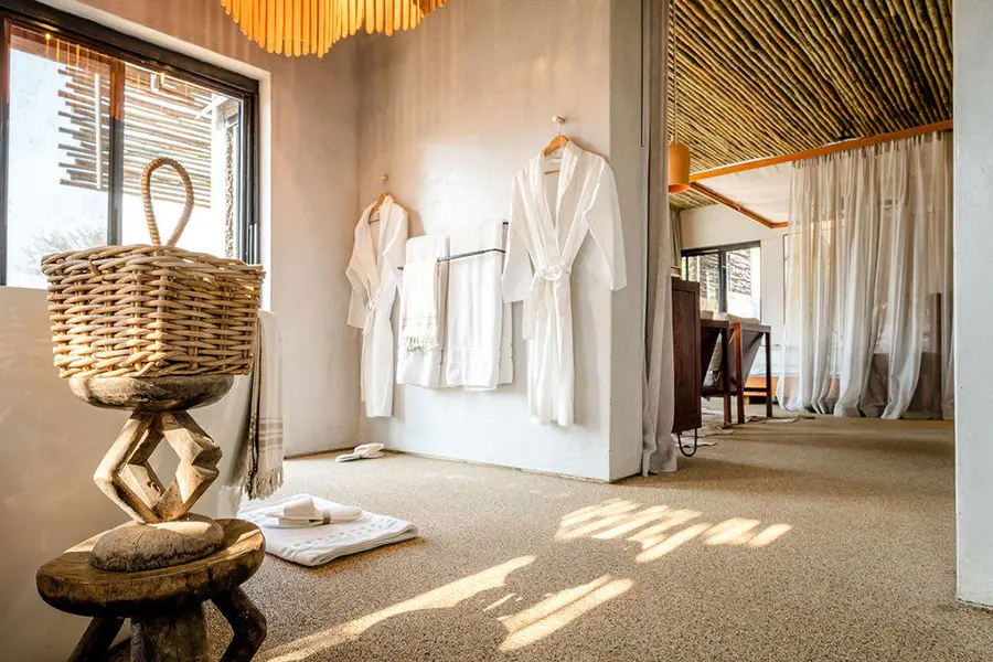 matetsi-victoria-falls-river-lodge-suite-bathrom