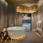 End the day with a luxurious soak.