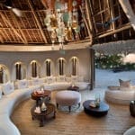 Salón de la zona de invitados.