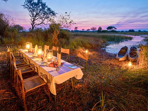 Unique dinner venues are the order of the day on a mobile safari.