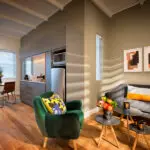 Vivir en un apartamento con las ventajas de un hotel.