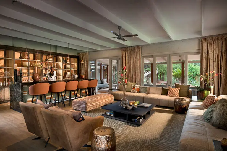 Salón de la Granja Morukuru.