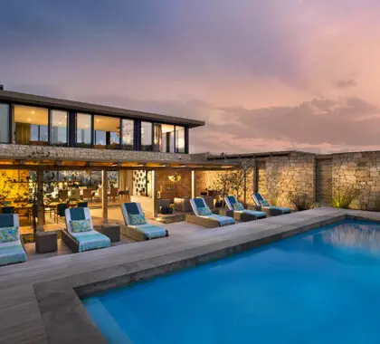 Morukuru Ocean House con su piscina, exterior.