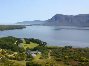 Mosaic Farm jouit d'une situation tranquille et pittoresque le long de la Whale Coast.