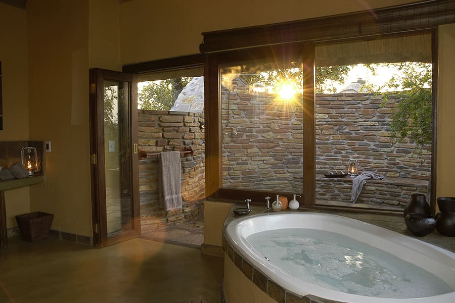 Motswiri-Private-Safari-Lodge-Bath