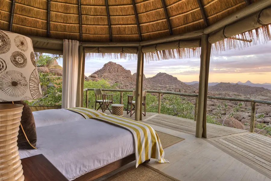 mowani-mountain-camp-mowani_-_superior_view_room_1