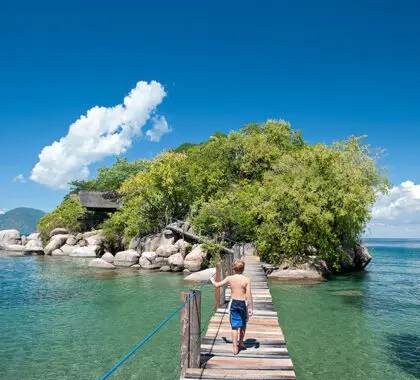 Escápate al campamento de Mumbo Island. 
