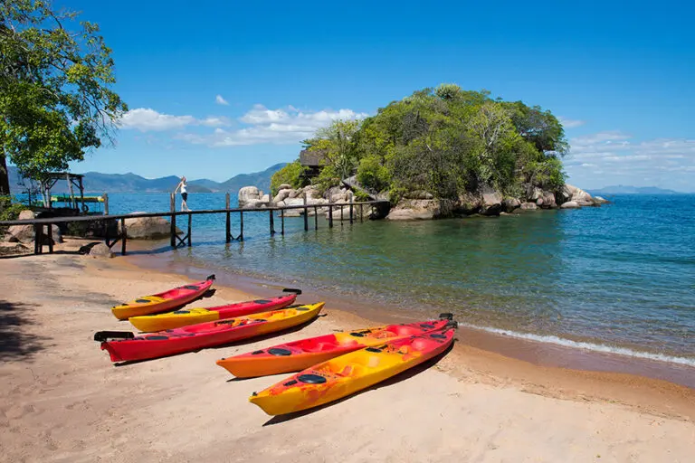 There are a variety of water activities. 