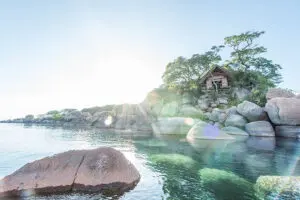 Justo al borde del lago Malawi. 