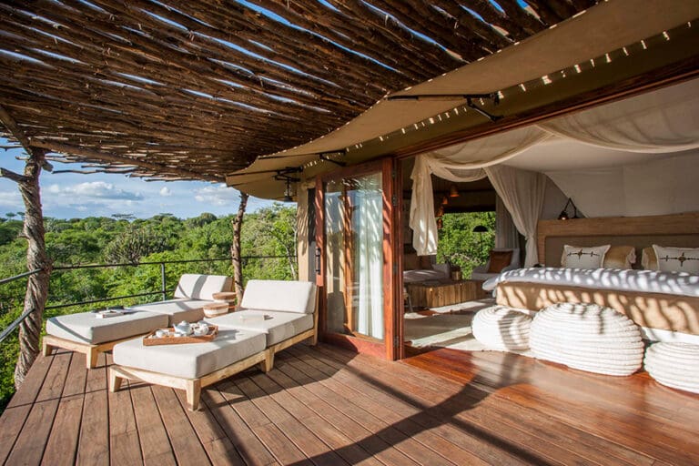Mwiba Lodge suite.