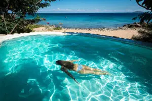 Para esos días en los que prefiere relajarse en la villa en lugar de ir a la playa | Kaya Mawa