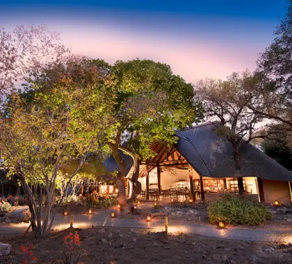 Situado en una reserva privada dentro del famoso Parque Nacional Kruger.