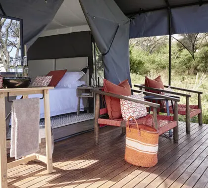 NgorongoroCraterCamp-UpperLevelBedroom-Balcony/Verandah