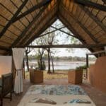 Mantenga los pies en alto y relájese en su patio privado
