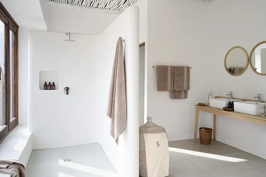 okahirongo-elephant-lodge-baño