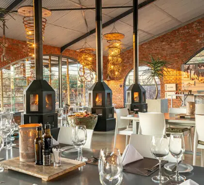 The desert can get cold in the evenings, but the main lodge has fireplaces to keep your cosy. 