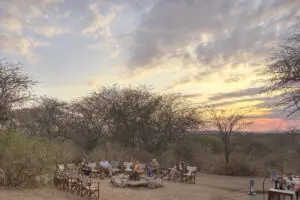 Sundowners en el campamento de Oliver.