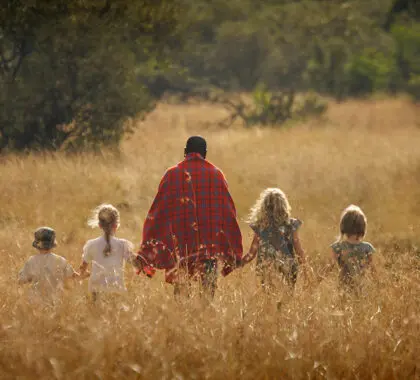 Paseos guiados maasai en el campamento Oliver.