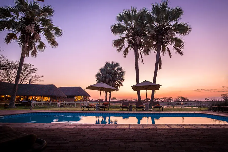 La piscina al atardecer. 