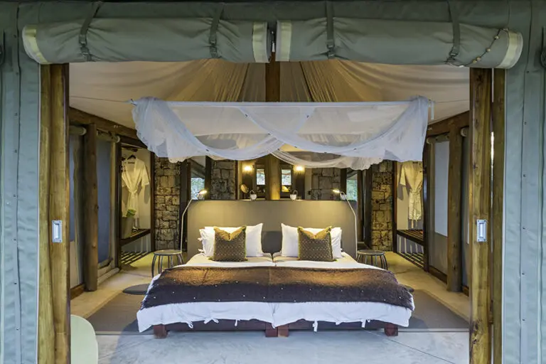 Onguma Tented Camp, interior.