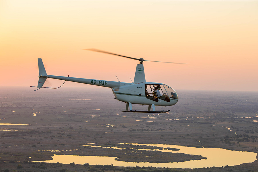optional-helicopter-flips-over-the-okavango-delta-xugana-island-lodge
