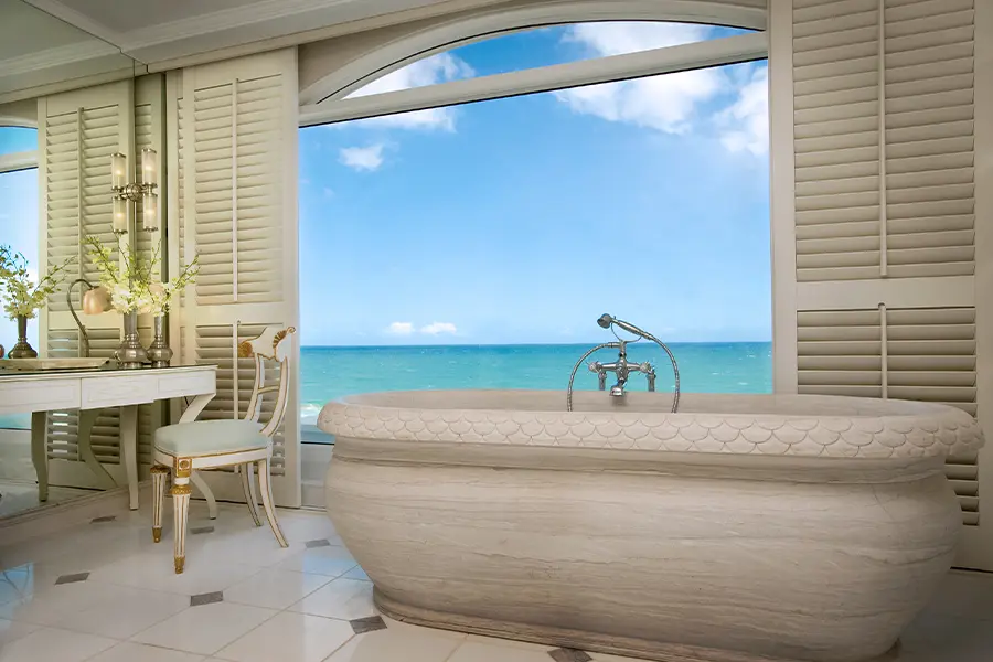 Baño de la suite presidencial