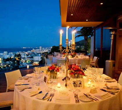 Comience o termine su safari con una feliz escapada urbana en la exclusiva Ellerman House Villa One de Ciudad del Cabo.